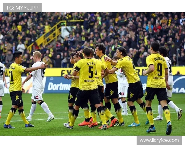 [德甲]第1轮：多特蒙德VS法兰克福.